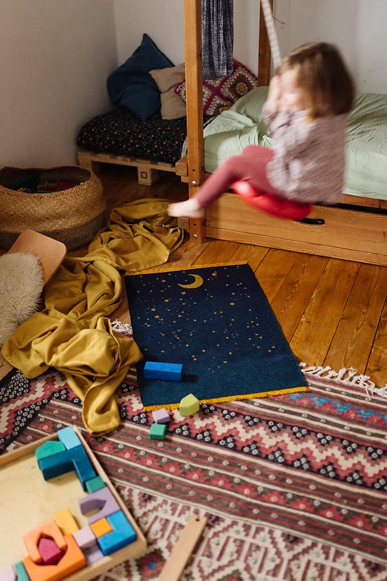NEBO Children's prayer mat